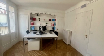 Offre de sous-location poste de travail Paris 8e - boulevard Haussmann métro Saint Augustin / Miromesnil 
